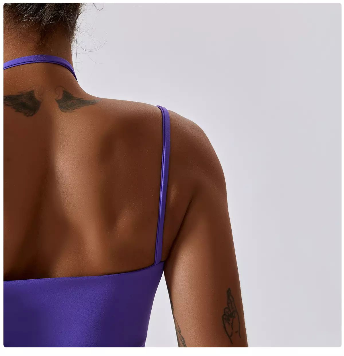 Fashion Style Thin Strap Sports Bra